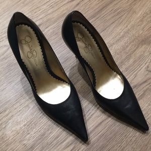 Jessica Simpson ‘Ness’ Black Leather Pumps